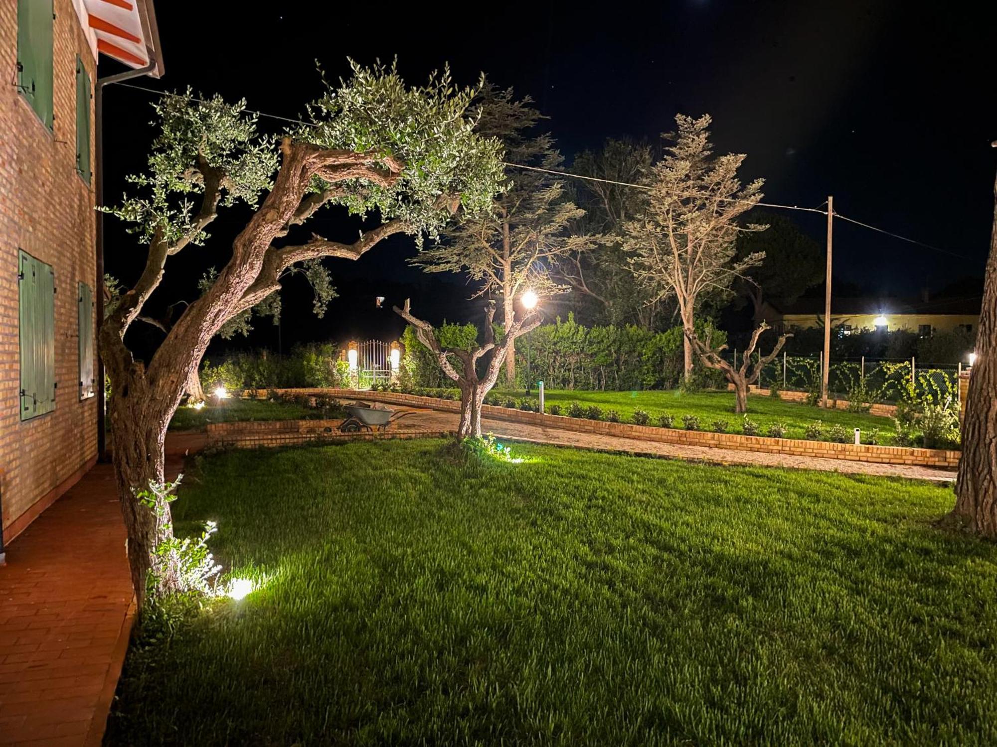 Villa Lucilla - B&B Rooms And Pool Potenza Picena Exterior foto
